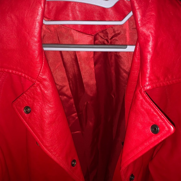 ITALIAN RED CALFSKIN LEATHER COAT - Picture 4 of 6